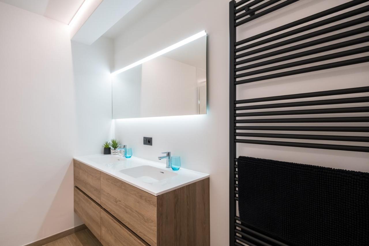 Apartment 2 Bedrooms With Magnificent Seaview And Free Parking Oostende Eksteriør billede