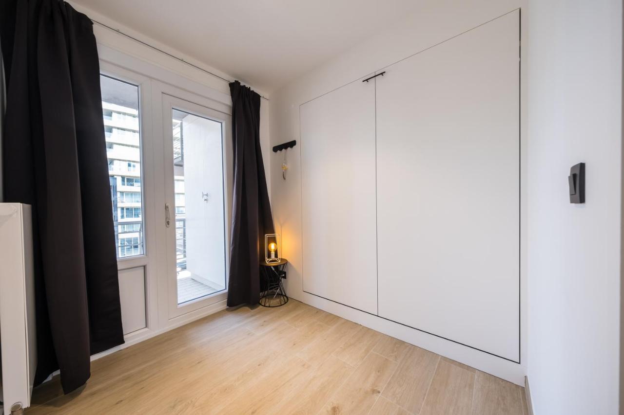Apartment 2 Bedrooms With Magnificent Seaview And Free Parking Oostende Eksteriør billede